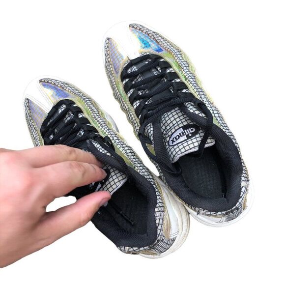 Rare 2018 Nike Air Max 95 LV8 White Blue Glaze Black Size 7 - Picture 14 of 16